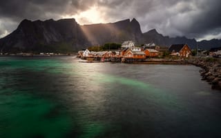 Картинка Норвегия, Лофотены, Лофотенский острова, дом, поселок, гора, природа, море, океан, вода, вечер, сумерки, закат, заход