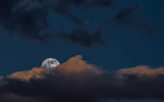 Картинка луна, облака, облако, тучи, туча, небо, природа, ночь, темнота