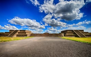 Картинка Мексика, голубое небо, облака, Теотиуакан пирамид
