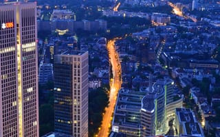 Картинка ночной город, вид сверху, небоскребы