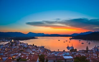 Картинка закат, santorini, небо, дома, greece, вечер, город, гавань, море, пейзаж, aegean sea, греция, лодки, эгейское море