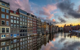 Картинка отражение, Amsterdam, канал, Нидерланды, дома, De Wallen, здания, Амстердам, Netherlands, Де Валлен