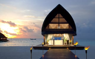Картинка лодка, море, небо, бунгало, Мальдивы, острова, пляж, закат