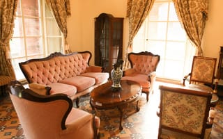 Картинка комната, стол, интерьер, диван, ваза, стиль, кресла
