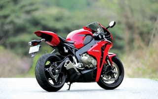 Картинка honda, хонда, мотоцикл, bike, red, cbr1000rr, выхлопная труба, вид сзади