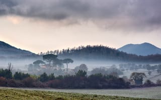 Картинка field, горы, mountains, Italy, Manziana, fog, поле, туман, Lazio, Италия, Лацио