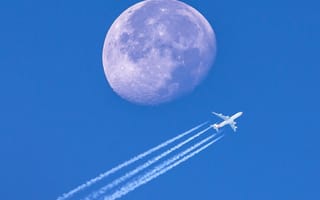 Картинка самолёт, планета, Луна, небо
