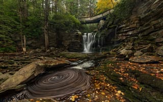 Картинка осень, деревья, река, мост, камни, каскад, West Virginia, водопад
