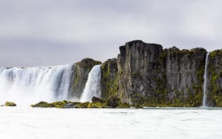 Картинка скала, природа, пейзаж, водопад, море, океан, вода, Исландия