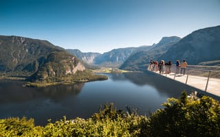 Картинка Халльштатт, Турист, путешественник, Природа, гора, Озеро, Горы, Hallstatt, Skywalk, Австрия