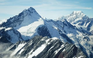 Картинка Вершины гор в снегу
