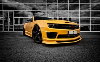 Картинка Жёлтый Chevrolet Camaro