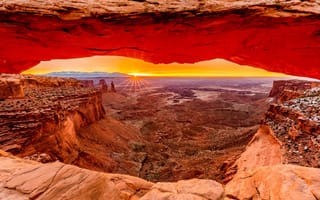 Картинка горы, Солнце, Скала, Mesa, Природа, Arch, Canyonlands, National Park, Каньон