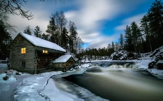 Картинка зима, вечер, Лапландия, природа, дом, снег, пейзаж, лес, Финляндия, река, национальный парк, Оуланка