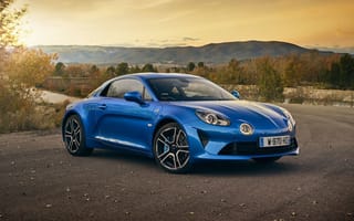 Картинка Синий автомобиль Alpine A110 Premiere Edition, на фоне горизонта