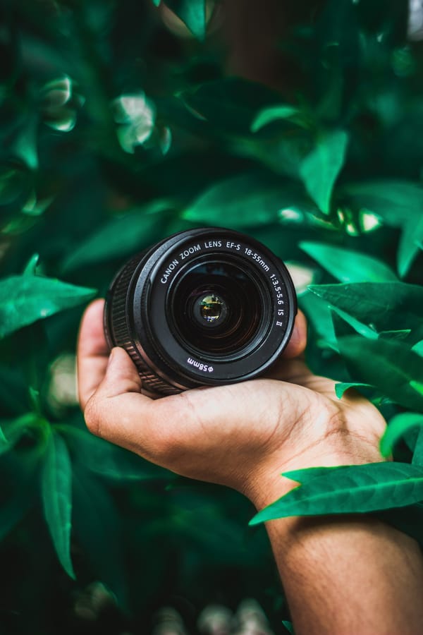 Обои: Рука, Объектив, Фотоаппарат, Технологии, Зум, Линза