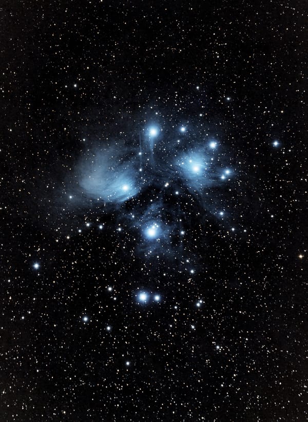 Фотография: звёздное скопление, в созвездии Тельца, Плеяды, M45