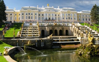 Картинка кремовый дворец