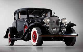 Картинка Cadillac V008 355-b Coupe By Fisher '1932