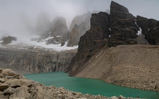 Картинка Торрес дель Пайне, Чили, горы, гора, природа, скала, туман, дымка