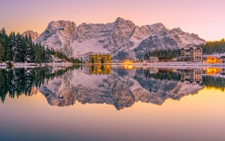 Картинка горы, озеро, зима, природа, отражение, пейзаж, снег, закат, архитектура