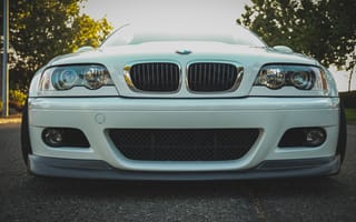 Картинка BMW, BMW E46, E46, бмв, машины, машина, тачки, авто, автомобиль, транспорт, вид спереди, спереди, бампер, белый