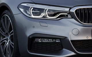 Картинка BMW 540i, BMW, G30, 5 Series, 2017, M Sport, 5er, 540i, машины, машина, тачки, авто, автомобиль, транспорт, бмв, современная, колесо, фара, серый, серебристый