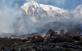 Картинка Камчатка,  дым,  вулкан,  горы,  Россия,  4k,  5k