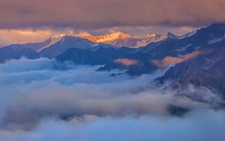 Картинка Кавказ,  Облака,  Закат,  Туман,  Горы,  Россия