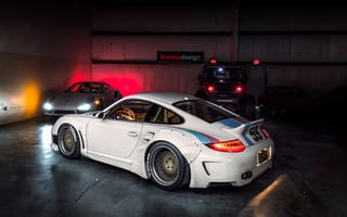 Картинка Porsche,  Гараж,  Белый