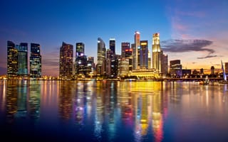 Обои набережная, город, вечер, отражение, вода, singapore, зарево, небоскребы