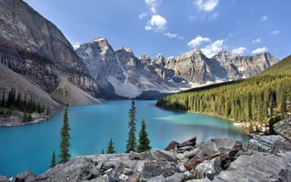 Обои камни, природа, деревья, горы, лес, озеро, облака, небо, Banff National Park, канада, Moraine Lake