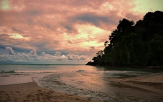 Картинка песок, река Гранд-Ривьер, облака, закат, Тринидад, пляж, Карибское море