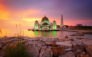 Картинка Мелака, Малайзия, город, города, здания, море, океан, вода, вечер, закат, заход