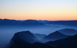 Картинка горы, гора, природа, скала, вечер, сумерки, закат, заход, туман, дымка, атмосферный