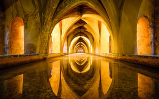 Картинка Севилья, Испания, архитектура, здание, арка, старинный, отражение, свечение