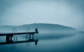 Картинка природа, мост, туман, озеро, человек