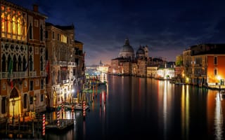 Картинка Венеция, дома, город, Италия, подсветка, ночь, огни, Гранд-канал (Большой канал), свет, вечер