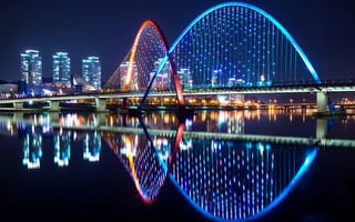 Картинка Тэджон, Южная Корея, Корея, мост, мосты, ночь, темнота, огни, подсветка, отражение