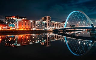 Картинка Глазго, Шотландия, город, города, здания, здание, мост, ночь, темнота, ночной город, огни, подсветка