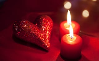 Обои красный, сердце, свечи