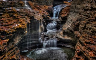 Картинка скалы, ущелье, каньон, вода, поток, водопад