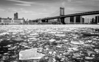 Картинка Manhattan Bridge, город, мост, зима, NYC, льдины, дома