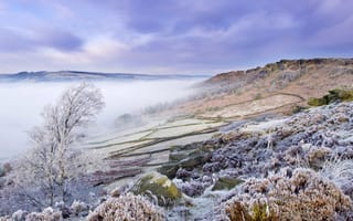 Картинка зима, Англия, холмы, склон, иней, туман, Дербишир