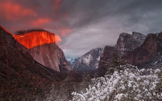Обои Yosemite National Park, El Capitan, Illumination