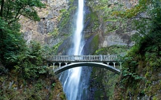 Картинка Multnomah falls, США, водопад, скала, мост, Oregon