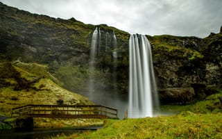 Картинка Seljalandsfoss, скала, водопад, Исландия, мост