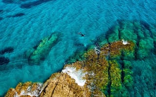 Картинка вода, Природный парк Кабо-де-Гата, Средиземное море, Испания, скалы, ныряльщик