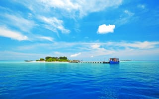 Картинка Мальдивы, волны, остров, облака, море, небо, люди, лодка