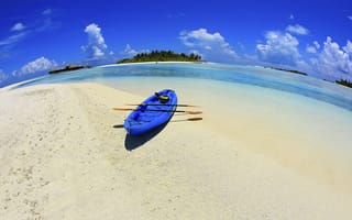 Картинка Мальдивы, облака, весла, лодка, море, песок, остров, рай, пляж, отдых, небо
